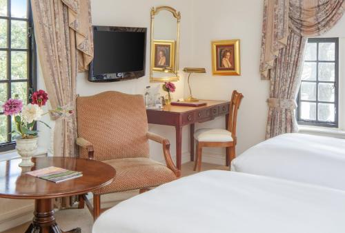 room-image