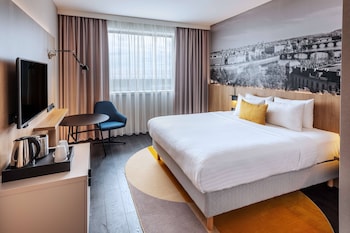 room-image
