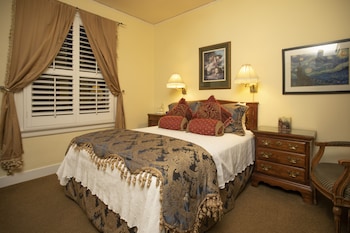 room-image