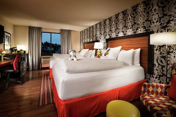 room-image