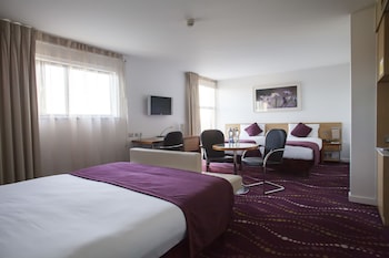 room-image