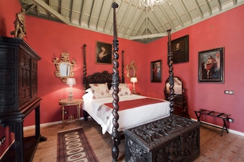 room-image