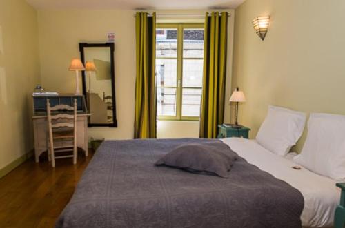 room-image