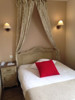 room-image