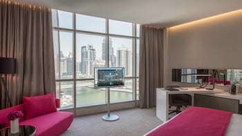 room-image