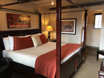 room-image