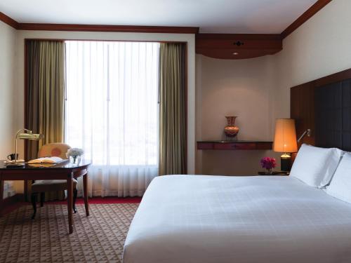 room-image