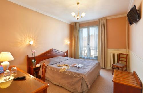 room-image
