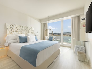 room-image