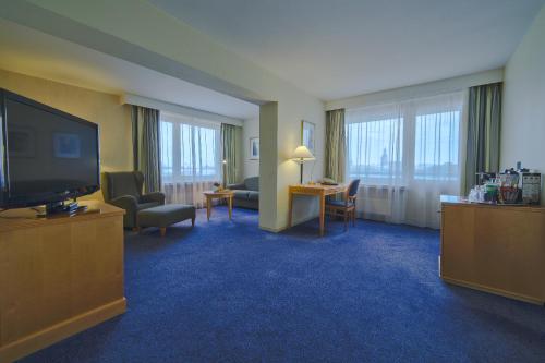 room-image