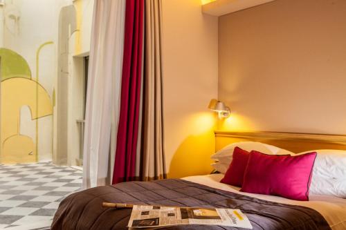 room-image