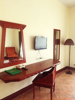room-image