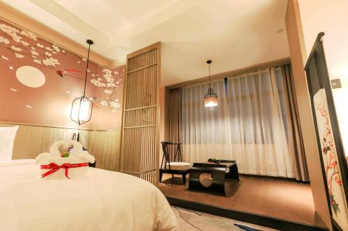 room-image
