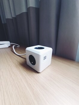 room-image