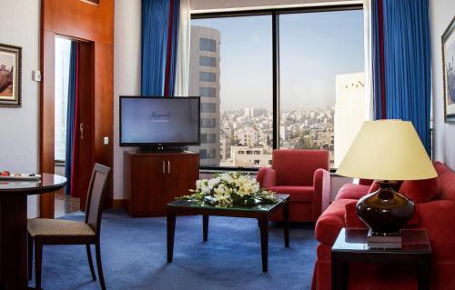 room-image