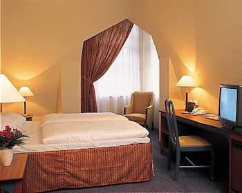room-image