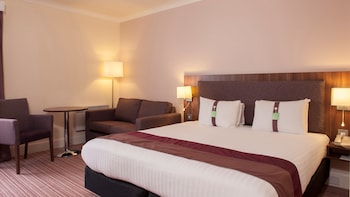 room-image