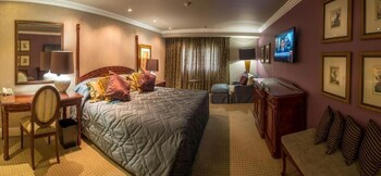 room-image