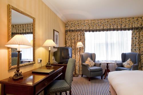 room-image