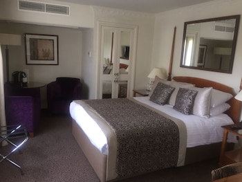 room-image
