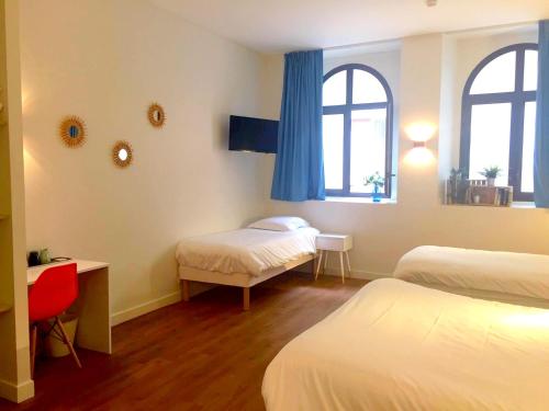 room-image