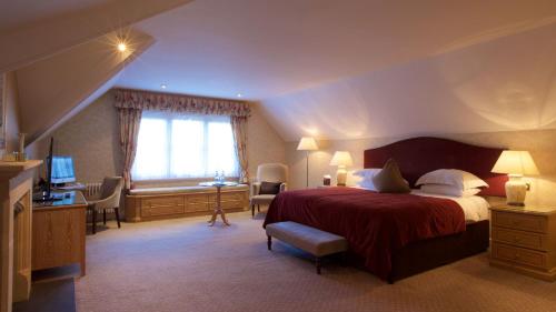 room-image