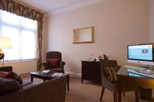 room-image