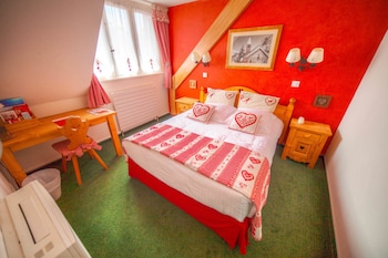 room-image