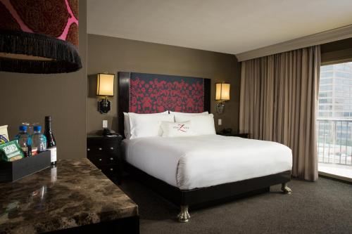 room-image