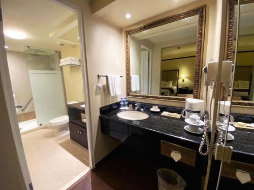 room-image