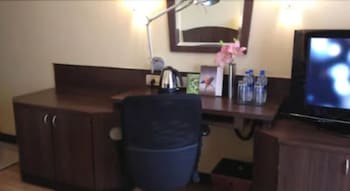 room-image