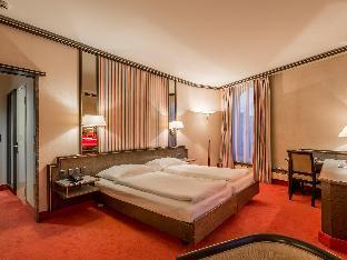 room-image