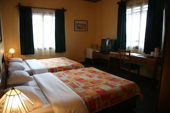 room-image