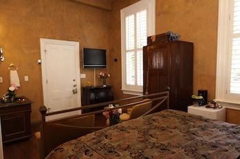 room-image