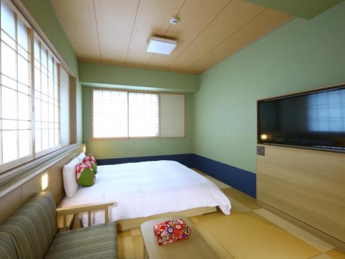 room-image