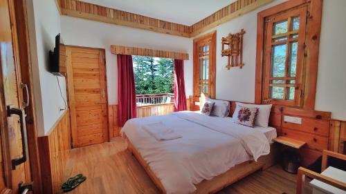 room-image