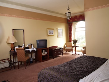 room-image