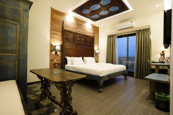 room-image
