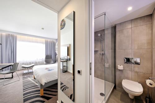room-image
