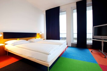 room-image