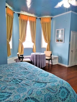 room-image