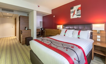 room-image