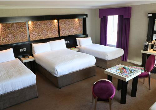 room-image