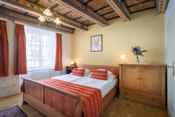room-image