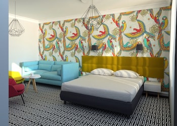 room-image