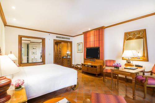room-image