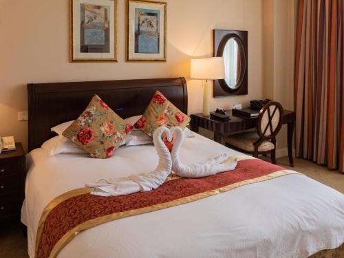room-image