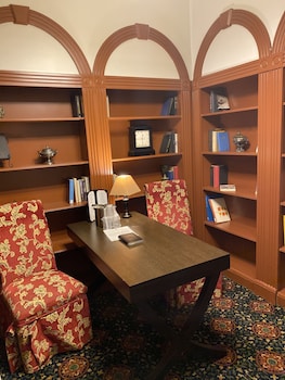 room-image