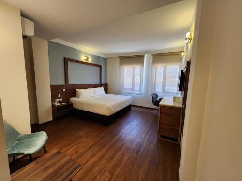 room-image