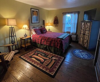 room-image